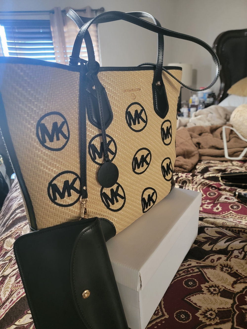 Michael Kors Natural Straw Tote with Black Trim and Detachable Pouch - Picture 4 of 4